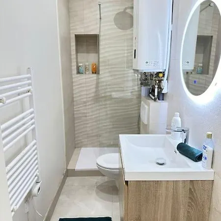 Appartement Calme - 2 - Proche Promenade